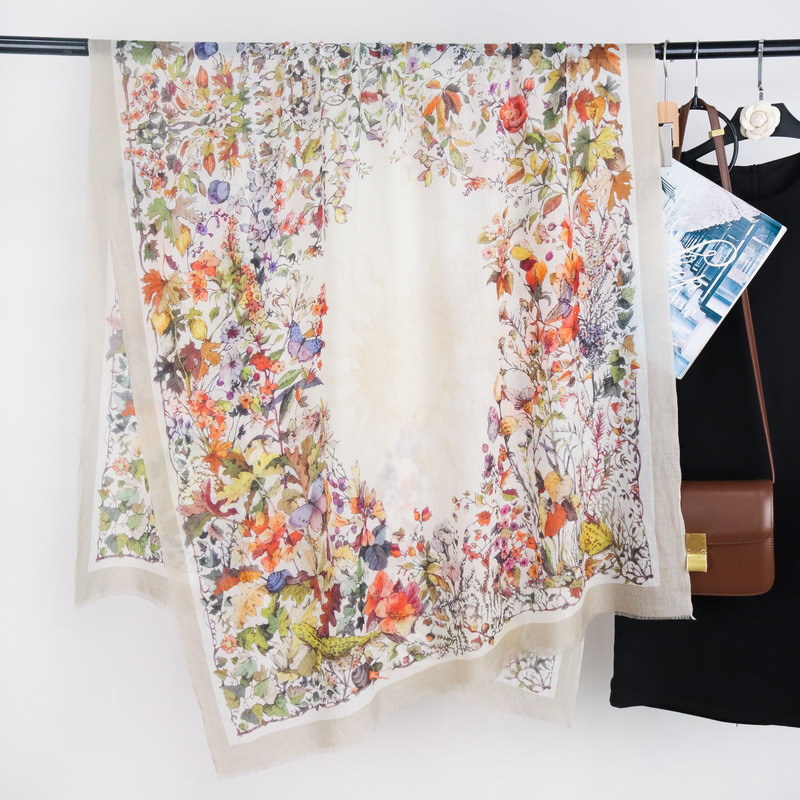 Winter Clothing Hong Kong - Xales de Caxemira Pura com Franjas,